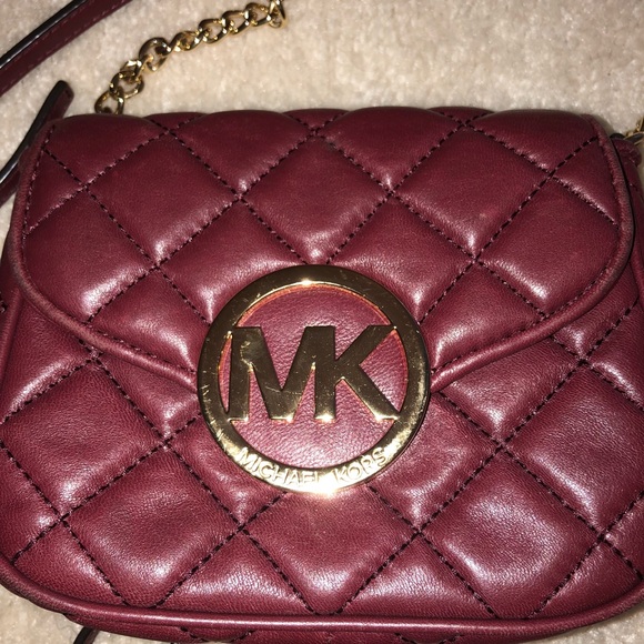 Michael Kors burgundy cross body bag - Picture 2 of 8